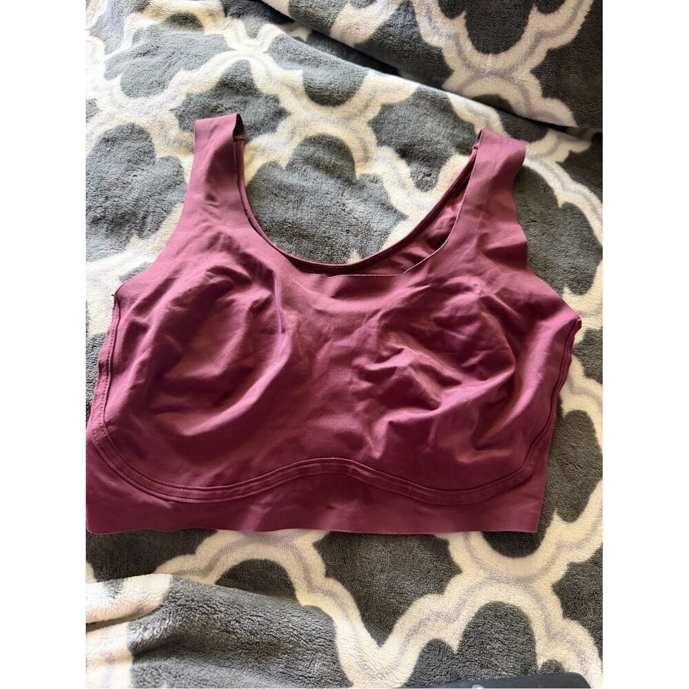 True & Co. Wireless Scoop Sports Bra - Plum